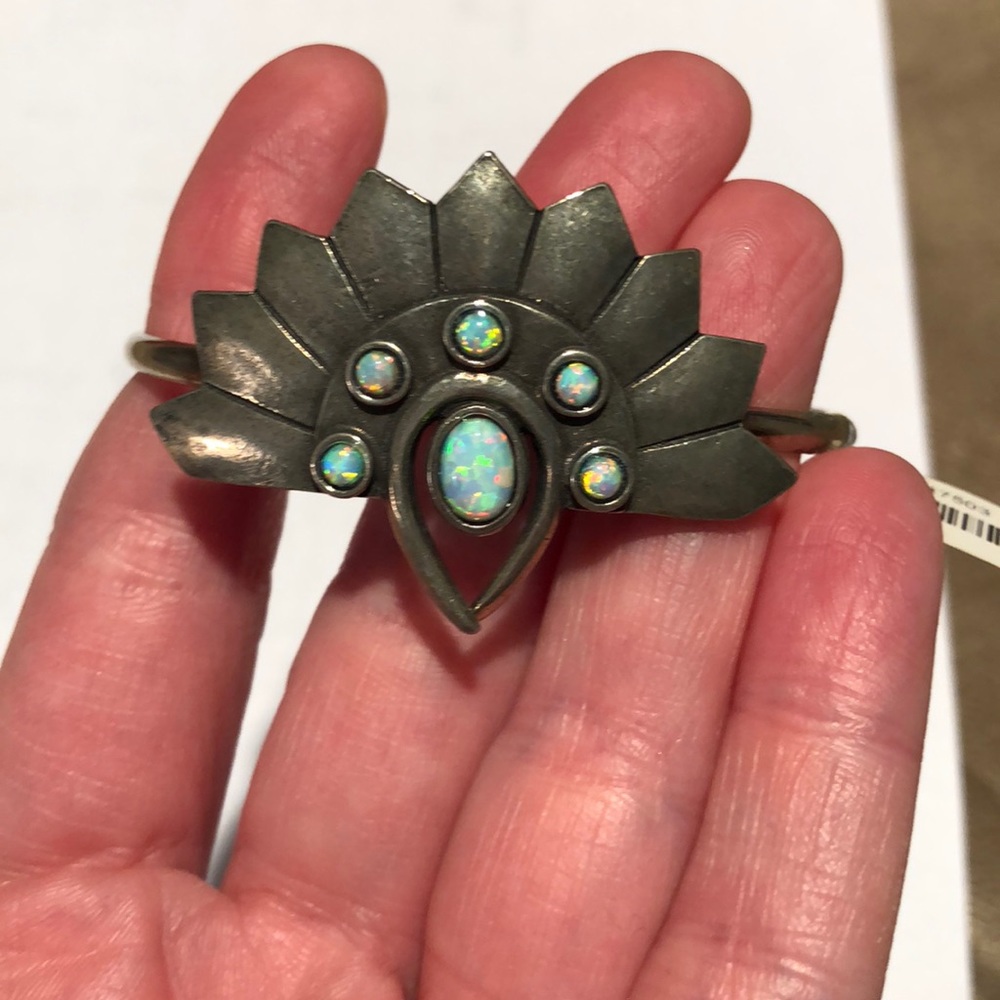 Cuff bracelet silver and opal